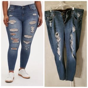 Torrid bombshell skinny jeans